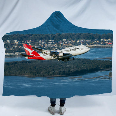 Qantas 747-400 VH-OEJ Hooded Blanket