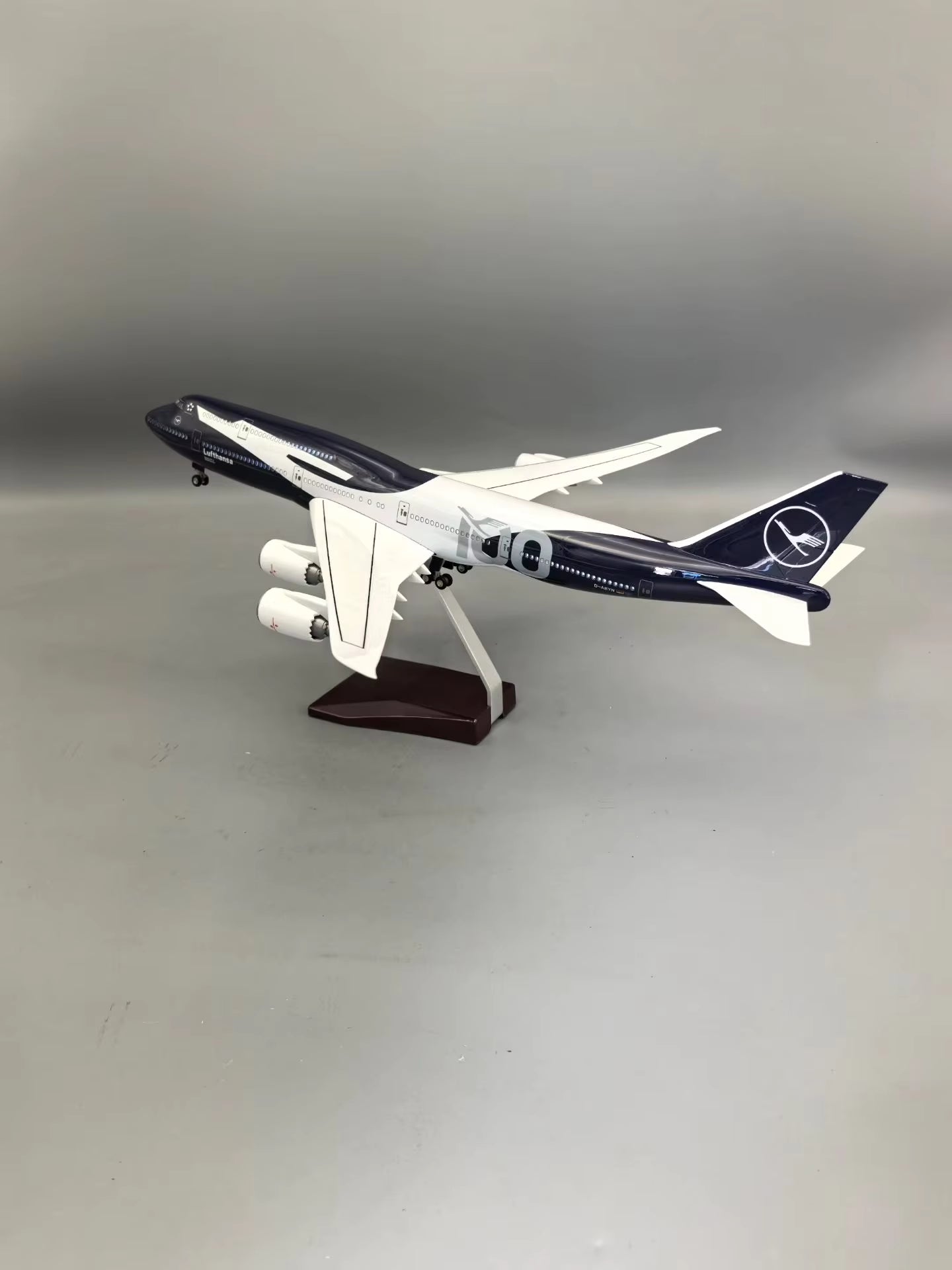 Lufthansa Boeing 747-400 80 Years Livery 47cm 1/160 LED & Non LED Model Plane