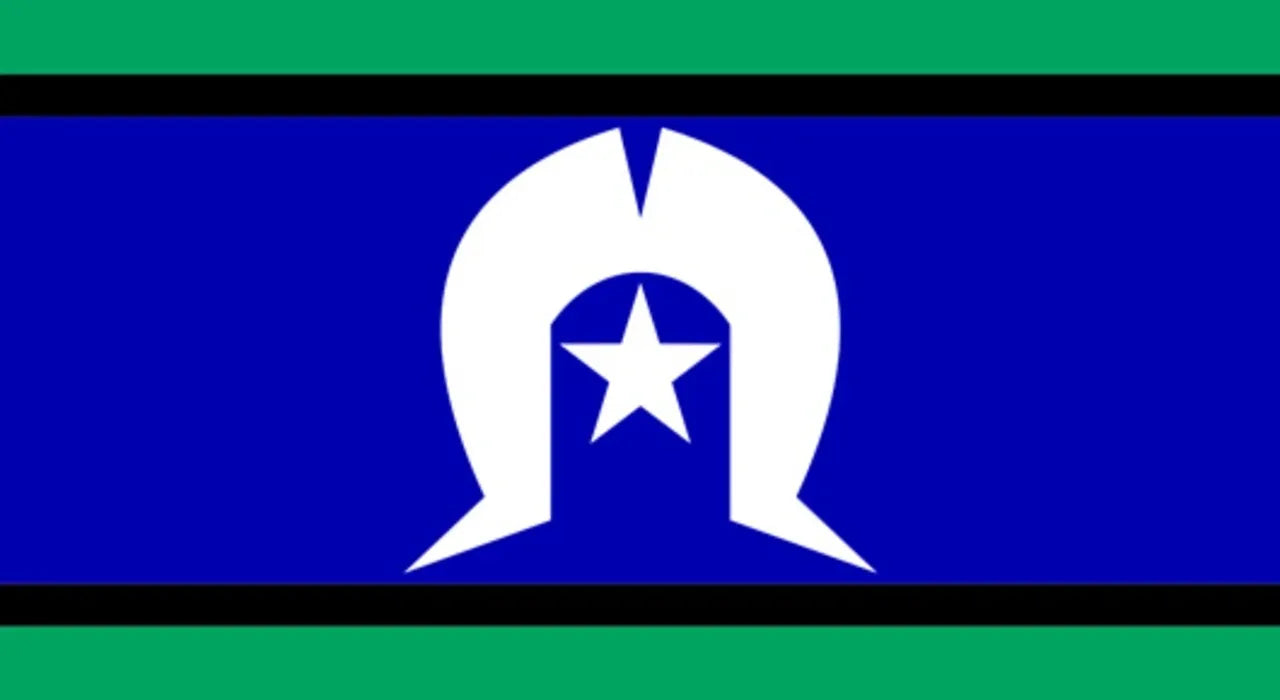 Torres Strait Island Flag, Shaft Style, 2 Grommet, 4 Grommet