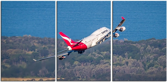 Qantas 747-400 VH-OEJ Wunala Farewell Salute to HARS 1PHM067