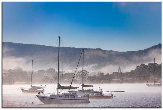 Yacht in the Morning Mist 1JP010