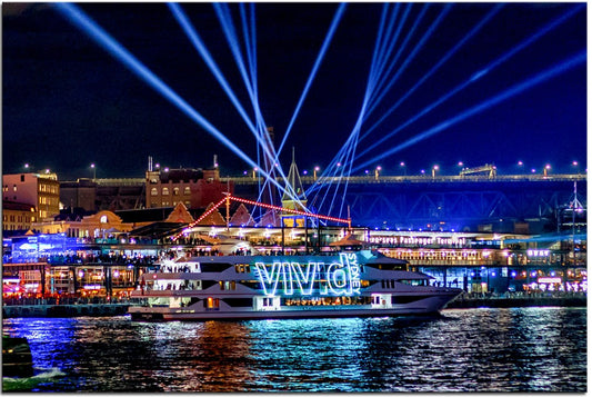 Vivid Display Sydney 1PHM014