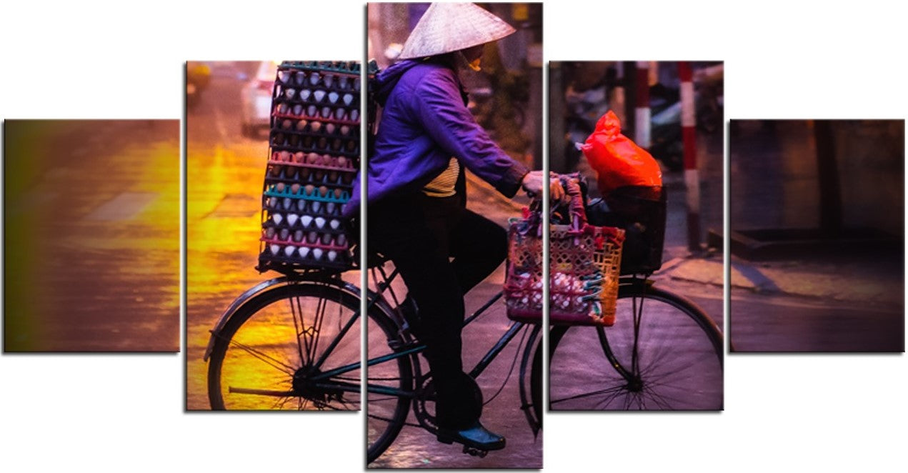 Egg Vendor in Hanoi Vietnam 1PHM018